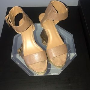 Tan wedges